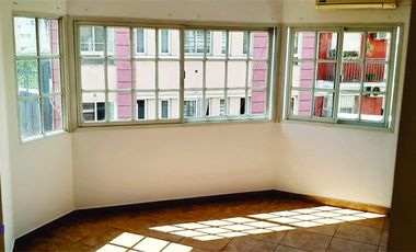 Departamento 2AMB al Frente - EXCELENTE UBICACION -