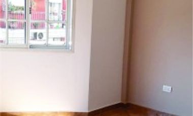 Departamento 2AMB al Frente - EXCELENTE UBICACION -