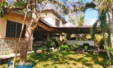 En venta casa grande en Bugaba, negociable!