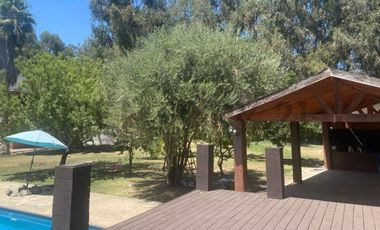 OPORTUNIDAD SE VENDE GRAN CASA CAMINO LONQUÉN