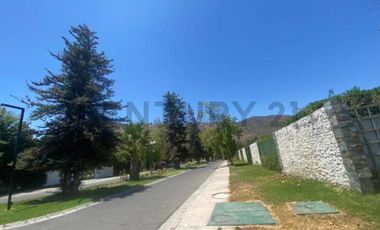 OPORTUNIDAD SE VENDE GRAN CASA CAMINO LONQUÉN
