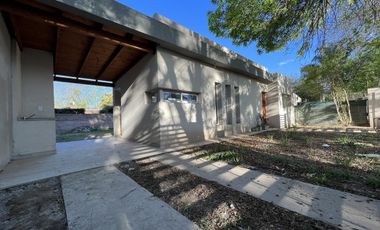 EN VENTA - CASA A ESTRENAR 2 DORMITORIOS - PROFESIONAL COUNTRY CLUB, FUNES