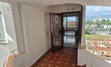 Apartamento pent house en venta en Floridablanca, con un área de 125 metros cuadrados!. Cod V12039