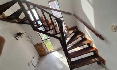 Apartamento pent house en venta en Floridablanca, con un área de 125 metros cuadrados!. Cod V12039