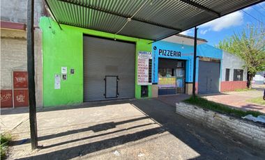 AV. POLLEDO 198, esquina Albarracín, Isidro Casanova, La Matanza