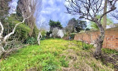 VENTA DE IMPORTANTE LOTE 446m2 EN BARRIO SAN CARLOS