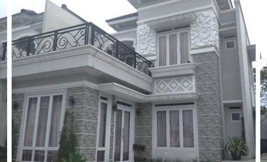RUMAH VILLA DEKAT ISTANA PRESIDEN PUNCAK CIPANAS