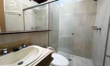 casa en arriendo en loma del escobero. Cod A776847