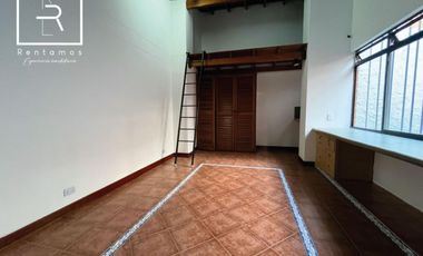 casa en arriendo en loma del escobero. Cod A776847