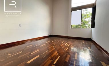 casa en arriendo en loma del escobero. Cod A776847
