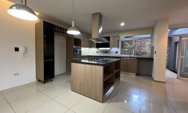 Casa de 2 dormitorios- Calidad Premium - Rosario