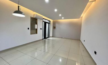 Casa de 2 dormitorios- Calidad Premium - Rosario