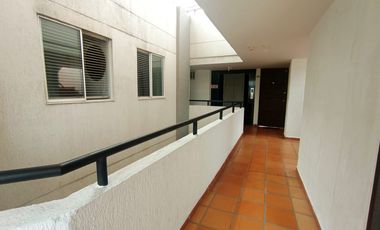 VENTA DE APARTAESTUDIO EDIFICIO EN ALTAMIRA (FLORIDABLANCA). SOLO EFECTIVO. Cod V13107