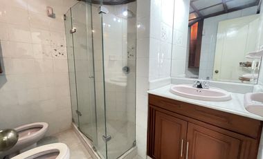 apartamento en arriendo en caobos. Cod A5733