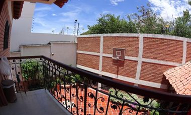 casa en venta en la floresta. Cod V22459