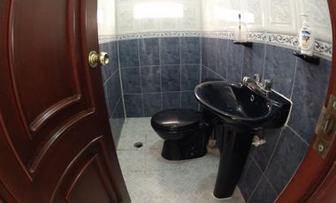 casa en venta en la floresta. Cod V22459