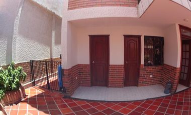 casa en venta en la floresta. Cod V22459