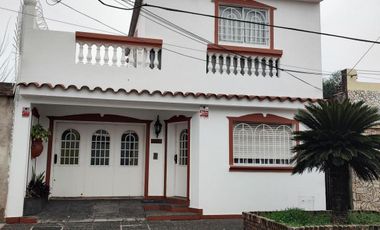 Casa en  venta 3 ambientes -Ramos Mejía