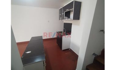 Se Alquila Departamento De 1 Habitación En Sta. Luzmila - Comas