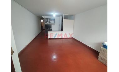 Se Alquila Departamento De 1 Habitación En Sta. Luzmila - Comas