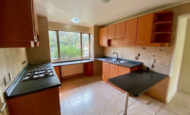 Casa en venta de 4 dorm. en Chicureo