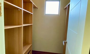 Casa en venta de 4 dorm. en Chicureo