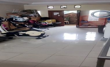 Rumah bagus strategis pinggir jalan raya pojok Cimahi tengah Bandung