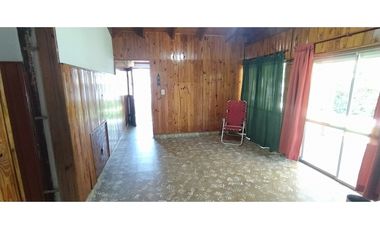 SE VENDE CASA EN Bº PARQUE, 2 DORM, PILETA Y GALPON