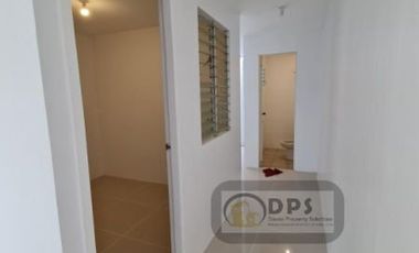 Cozy 1-bedroom with split type aircon for long term rent