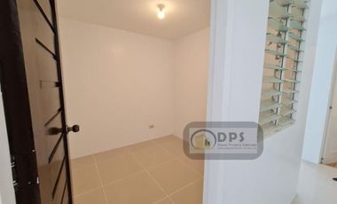 Cozy 1-bedroom with split type aircon for long term rent