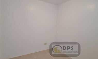 Cozy 1-bedroom with split type aircon for long term rent