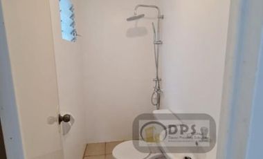 Cozy 1-bedroom with split type aircon for long term rent