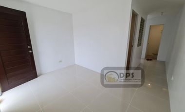 Cozy 1-bedroom with split type aircon for long term rent
