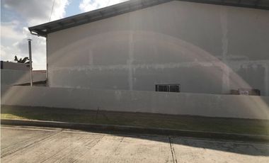 Venta de Plaza  Comercial en Arraiján