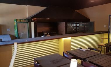 Local armado en excelente zona comercial
