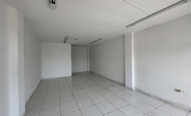 oficina en arriendo en ciudad jardín. Cod A105860