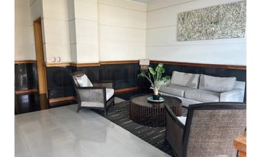 Se vende hermoso y amplio Dpto. vista al mar