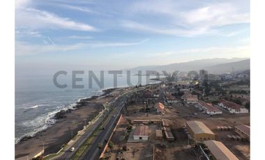 Se vende hermoso y amplio Dpto. vista al mar