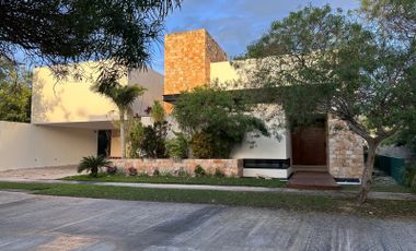 Casa - Yucatán Country Club