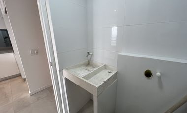 apartamento en arriendo en paraíso. Cod A106669