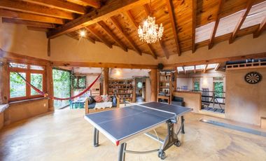CASA EN RENTA, CON ENTORNO DE BOSQUE UBICADA EN PEÑA BLANCA