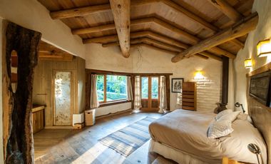 CASA EN RENTA, CON ENTORNO DE BOSQUE UBICADA EN PEÑA BLANCA