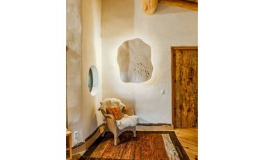 CASA EN RENTA, CON ENTORNO DE BOSQUE UBICADA EN PEÑA BLANCA