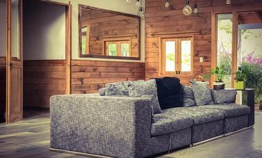 VENTA DE CASA DE UNA SOLA PLANTA , ESTILO AMERICANO