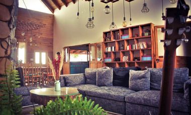 VENTA DE CASA DE UNA SOLA PLANTA , ESTILO AMERICANO