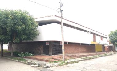 casa en venta en barrio blanco. Cod V7895