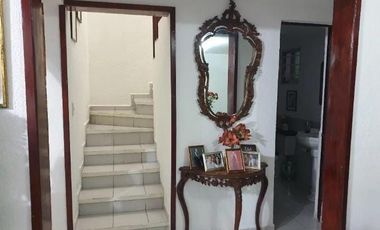 CASA EN VENTA LOMAS DE CORTES