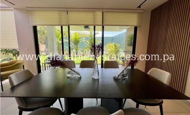 Se vende casa en Panamá Pacifico