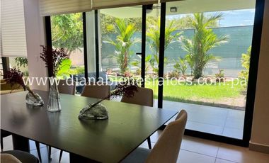 Se vende casa en Panamá Pacifico