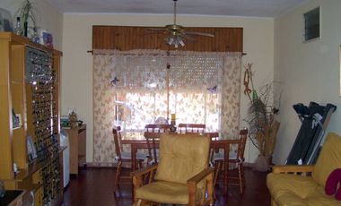 Casa en venta en Burzaco Este